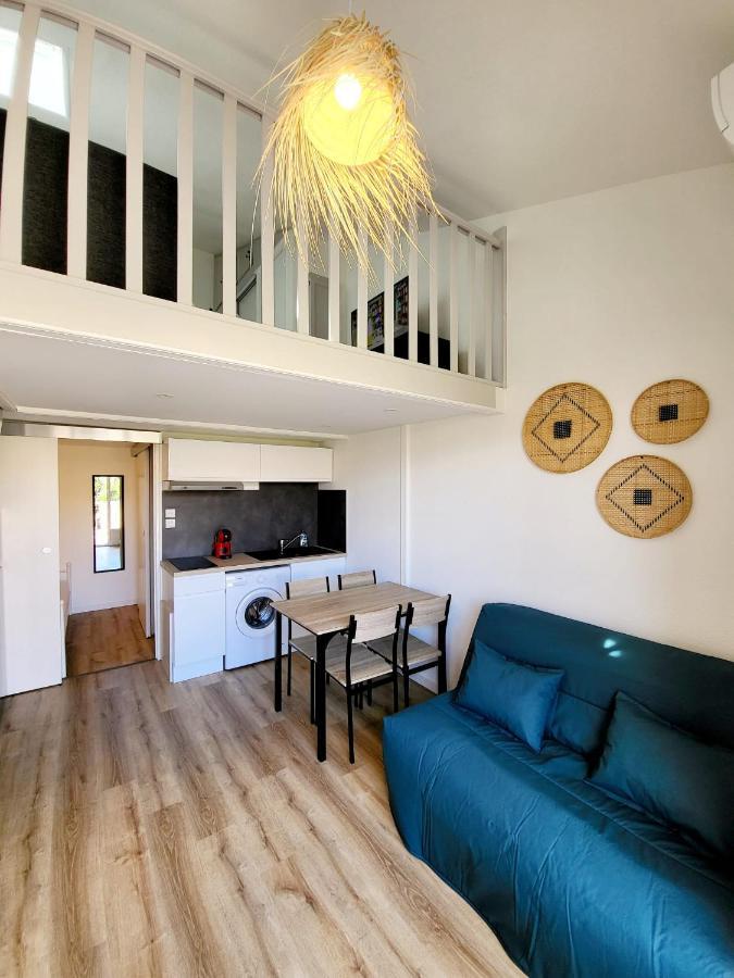 Petite Maison De Au Bord De L'eau *