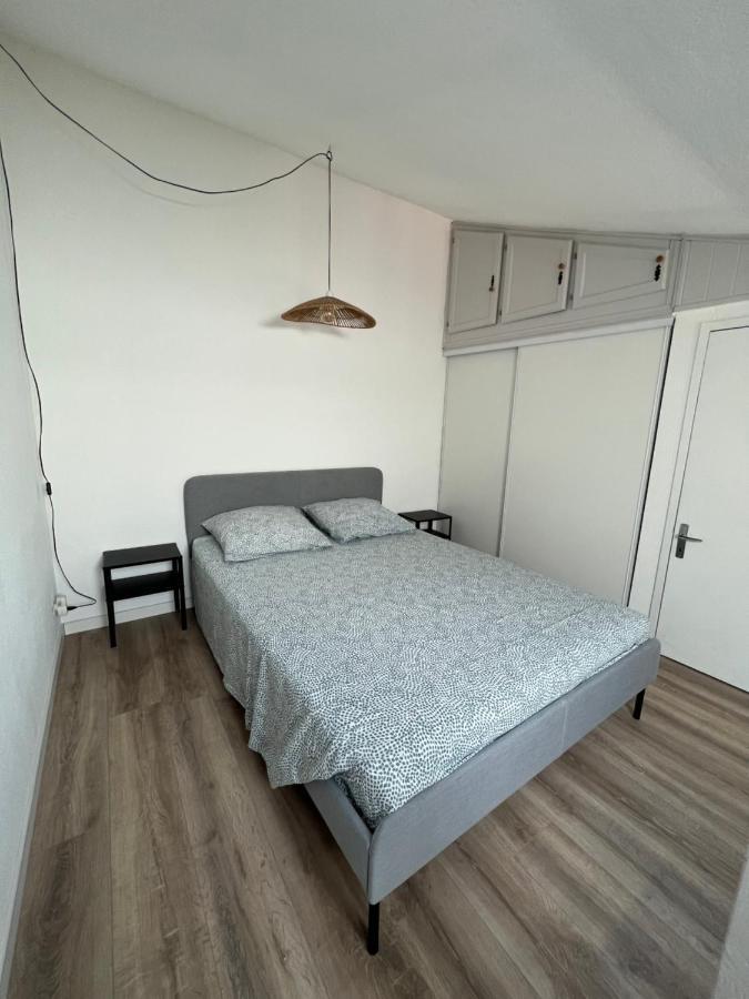 Petite Maison De Au Bord De L'eau Holiday home *