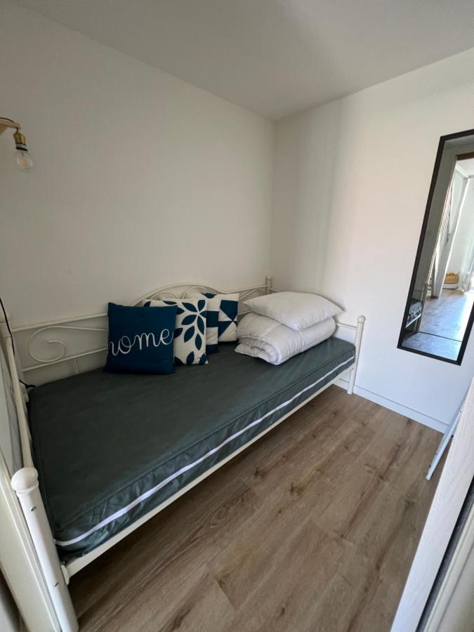 Petite Maison De Au Bord De L'eau Holiday home